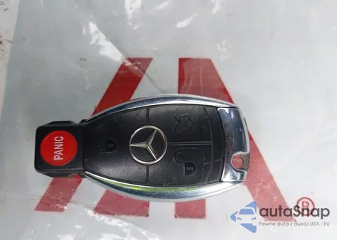 2008 Mercedes-Benz S 550 4Matic z USA, uszkodzony, nr VIN WDDNG86X58A166076